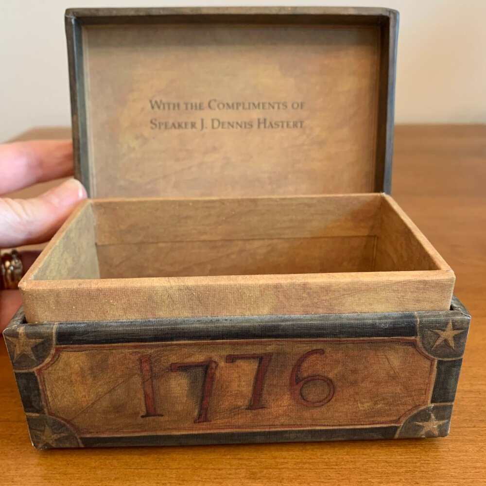 Vintage Lang Bob's Boxes 1776 Old Glory V Hinged Keepsake Box - Picture 4 of 6